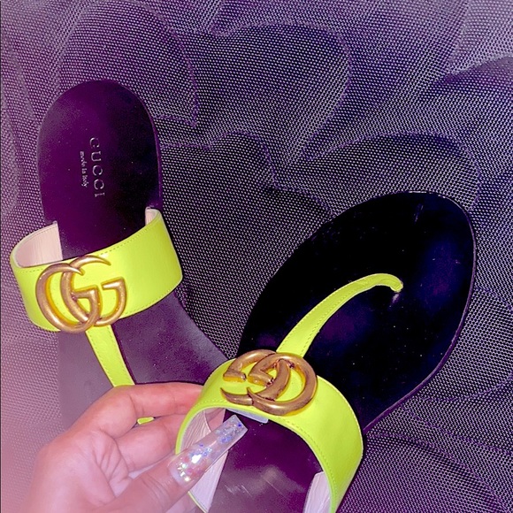 Lime green Gucci sandals - Picture 3 of 7